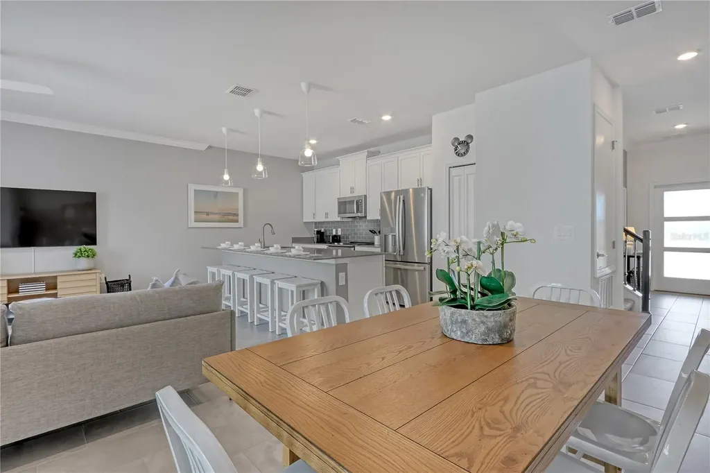 1136 Kingsbarn Street Davenport FL 33896