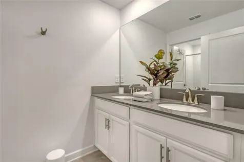 1136 Kingsbarn Street Davenport FL 33896