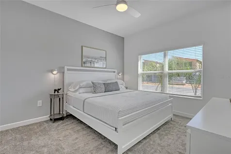 1136 Kingsbarn Street Davenport FL 33896