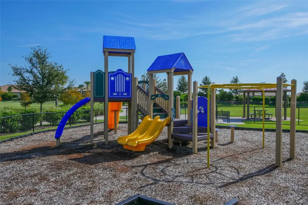 12623 Sorrento Way Bradenton FL 34211