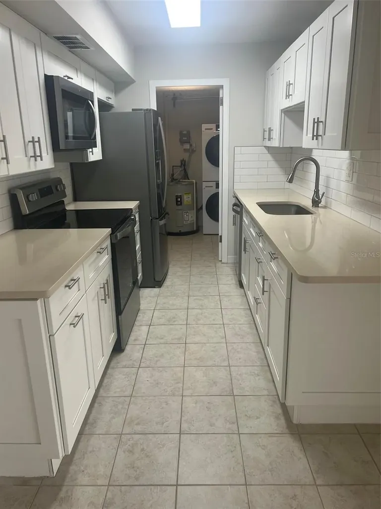 10355 Paradise Boulevard Treasure Island FL 33706