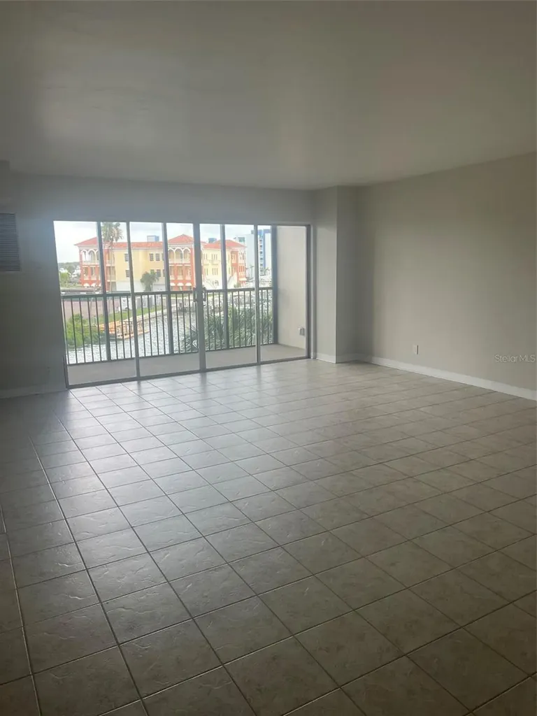 10355 Paradise Boulevard Treasure Island FL 33706