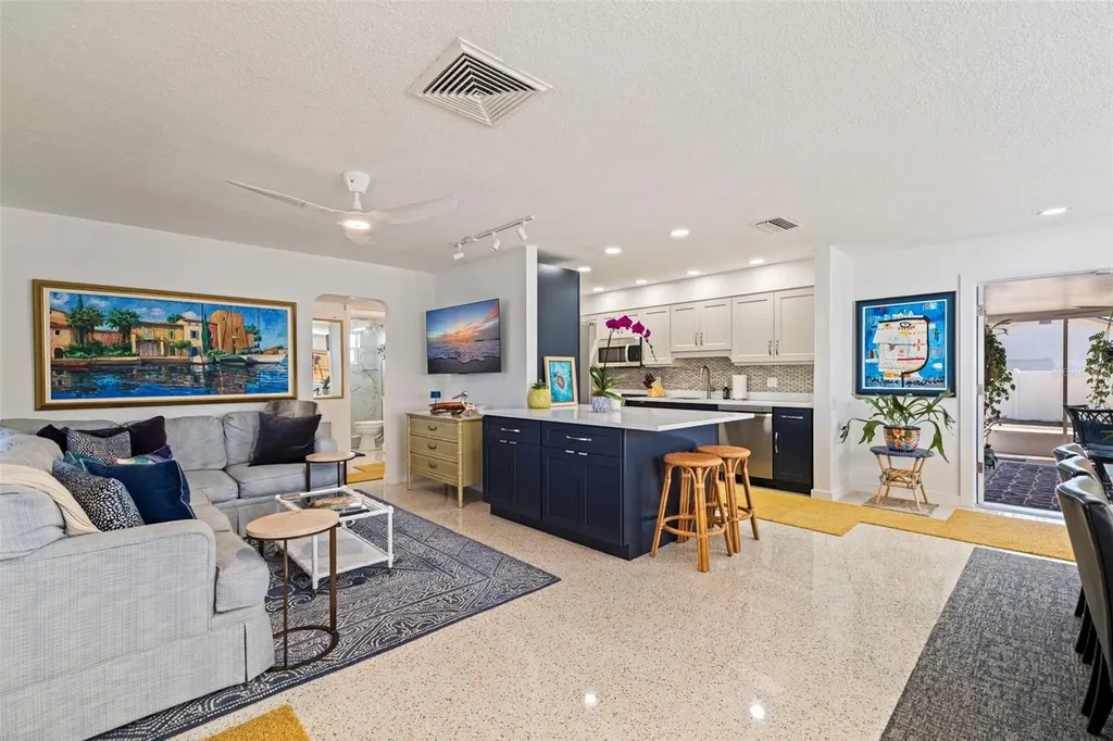 3038 58th Street S Gulfport FL 33707
