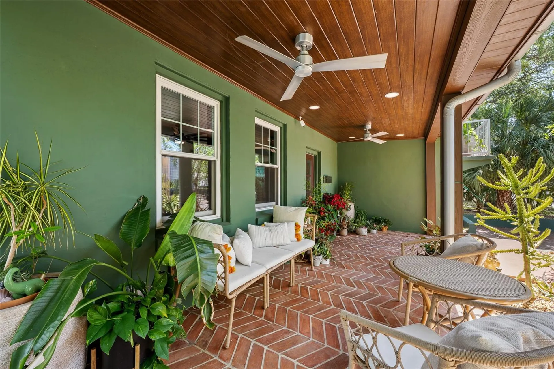 3213 W Barcelona Street Tampa FL 33629