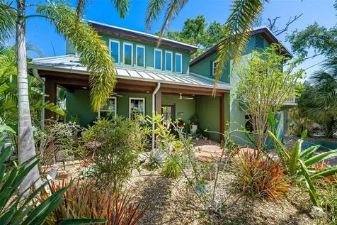 3213 W Barcelona Street Tampa FL 33629