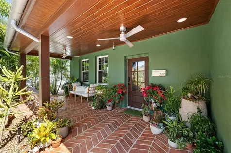 3213 W Barcelona Street Tampa FL 33629