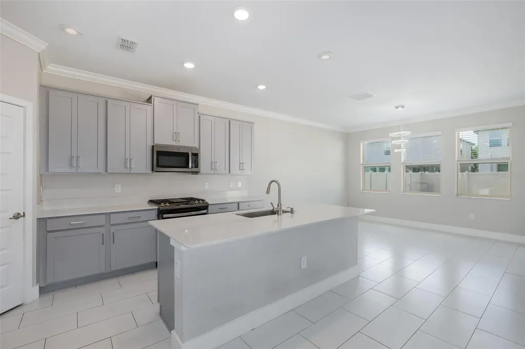8598 Campus Woods Way New Port Richey FL 34655