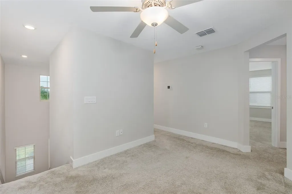 8598 Campus Woods Way New Port Richey FL 34655