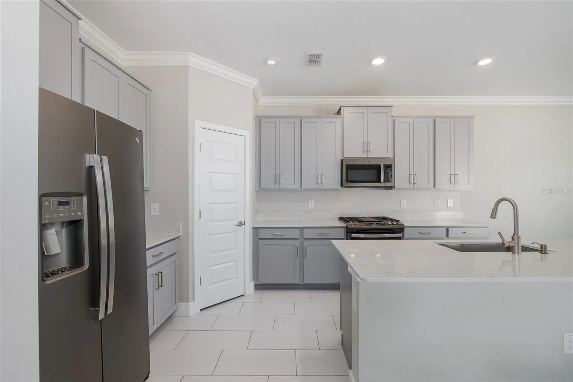 8598 Campus Woods Way New Port Richey FL 34655