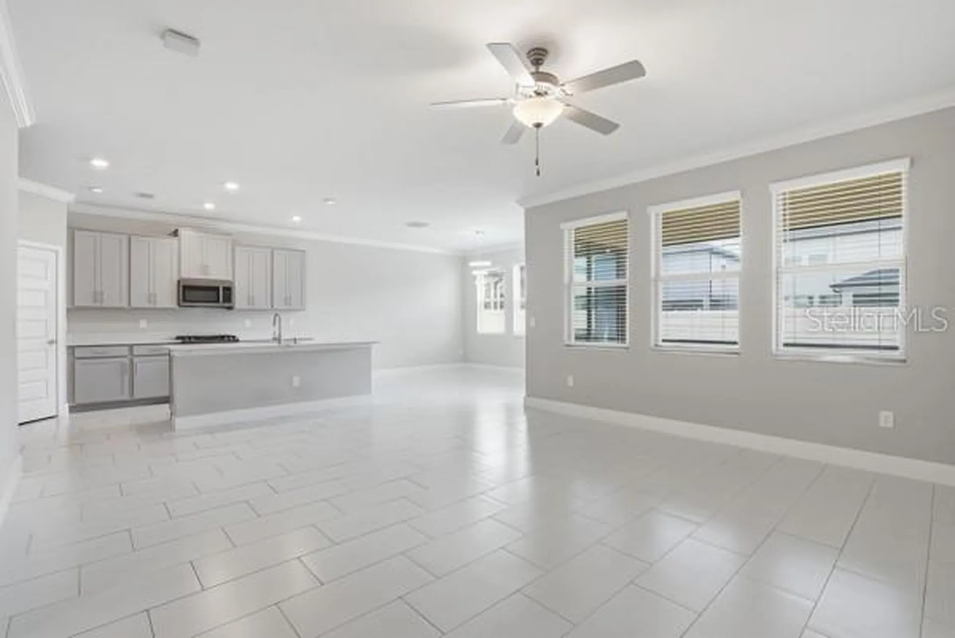 8598 Campus Woods Way New Port Richey FL 34655