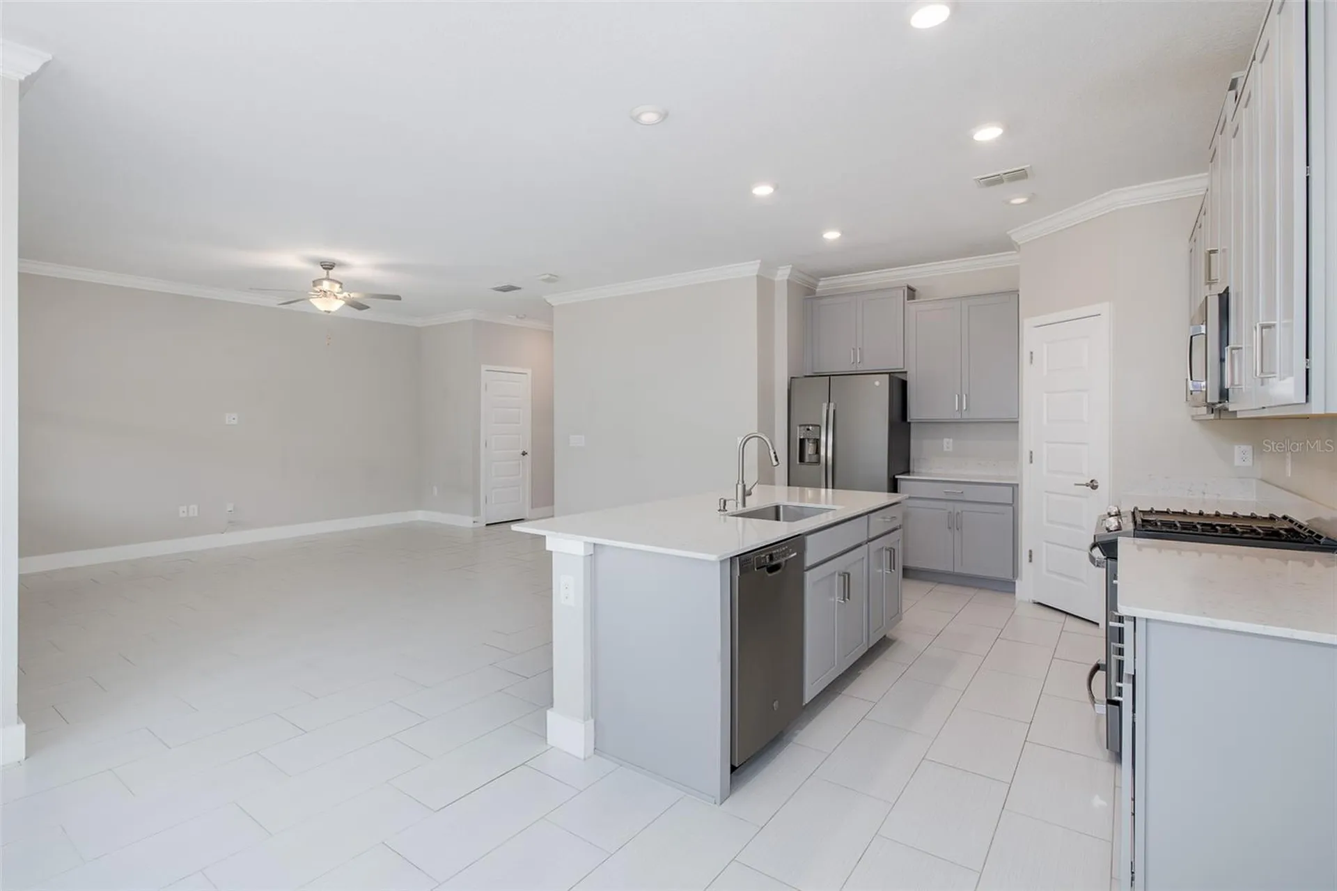 8598 Campus Woods Way New Port Richey FL 34655
