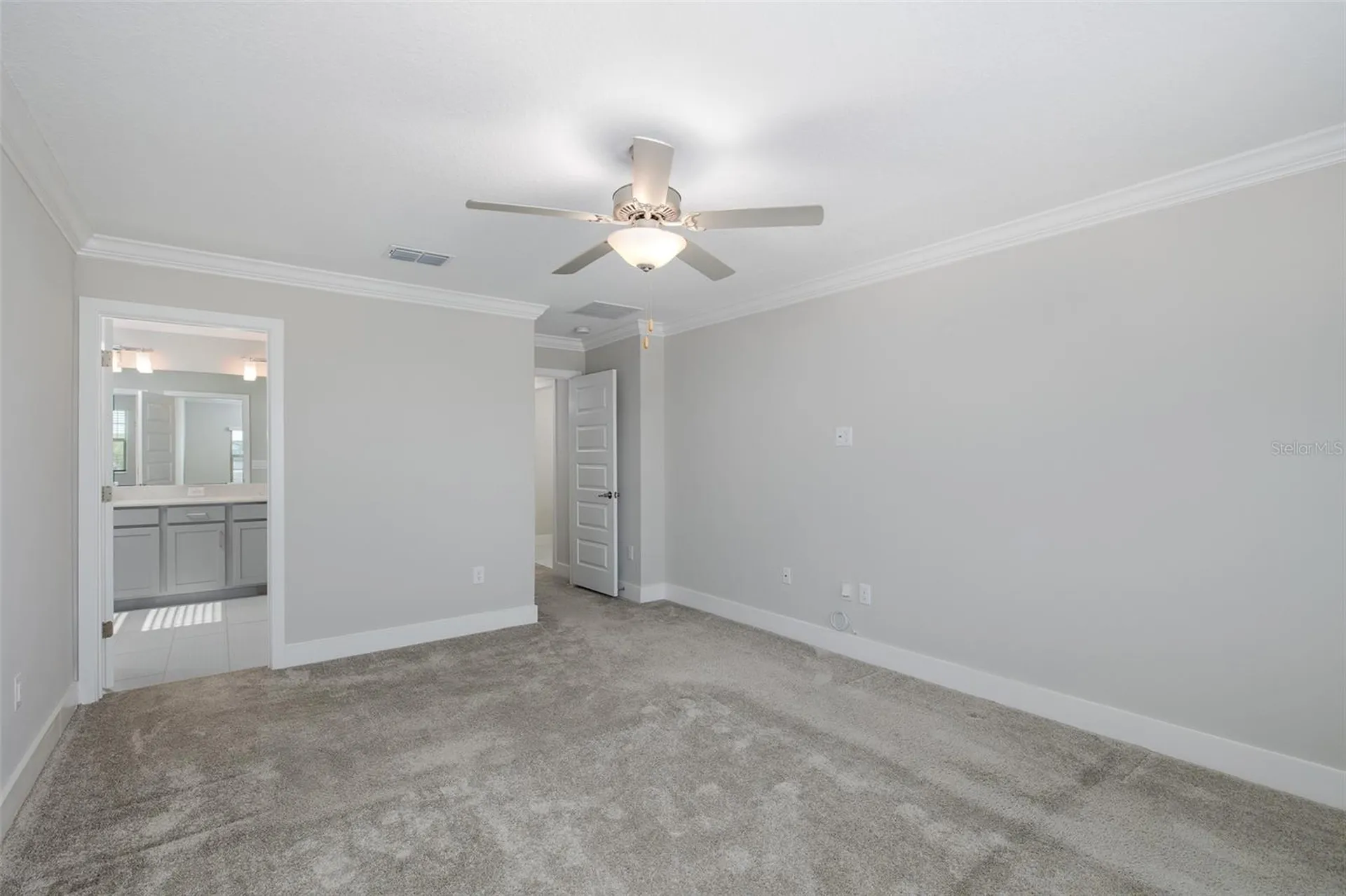 8598 Campus Woods Way New Port Richey FL 34655