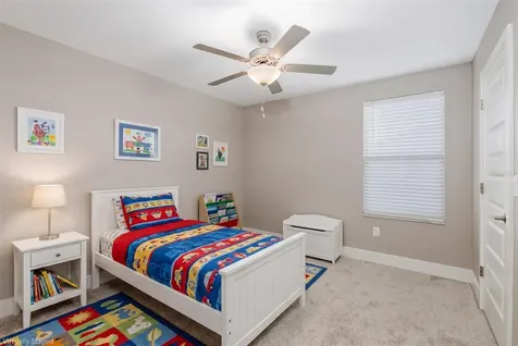 8598 Campus Woods Way New Port Richey FL 34655