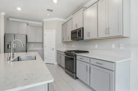 8598 Campus Woods Way New Port Richey FL 34655