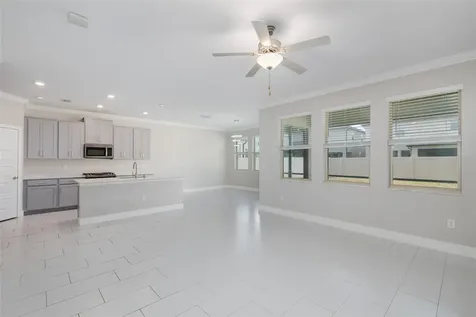 8598 Campus Woods Way New Port Richey FL 34655