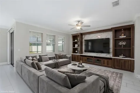 8598 Campus Woods Way New Port Richey FL 34655