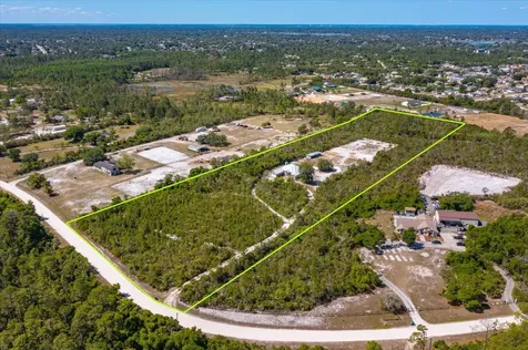 3335 Riverhead Drive Deltona FL 32738