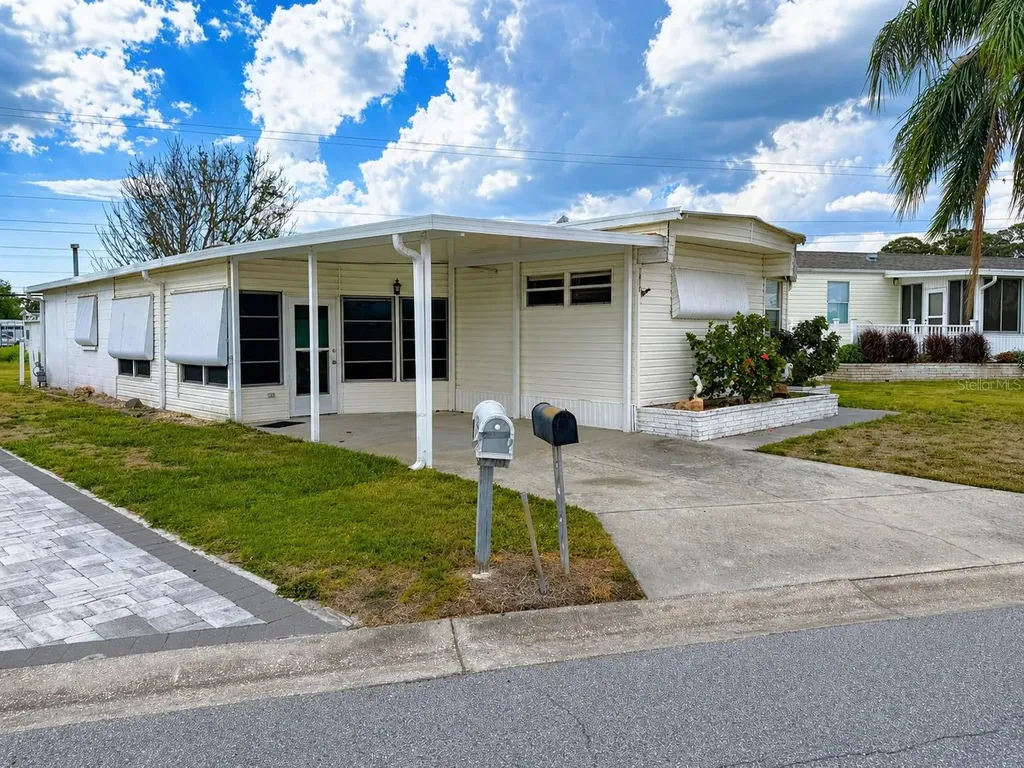 1647 Midlothian Street Sarasota FL 34234