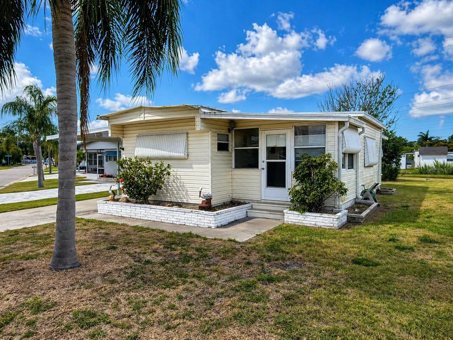 1647 Midlothian Street Sarasota FL 34234