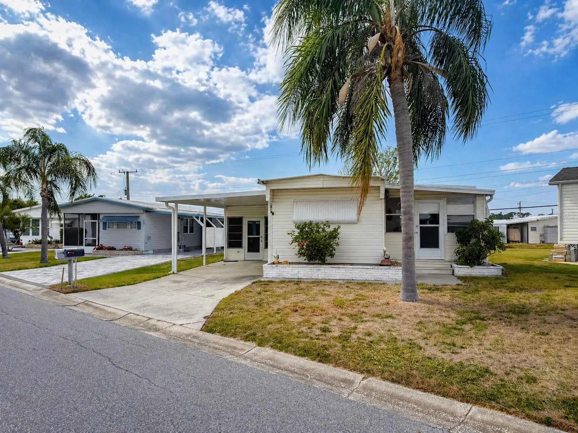 1647 Midlothian Street Sarasota FL 34234