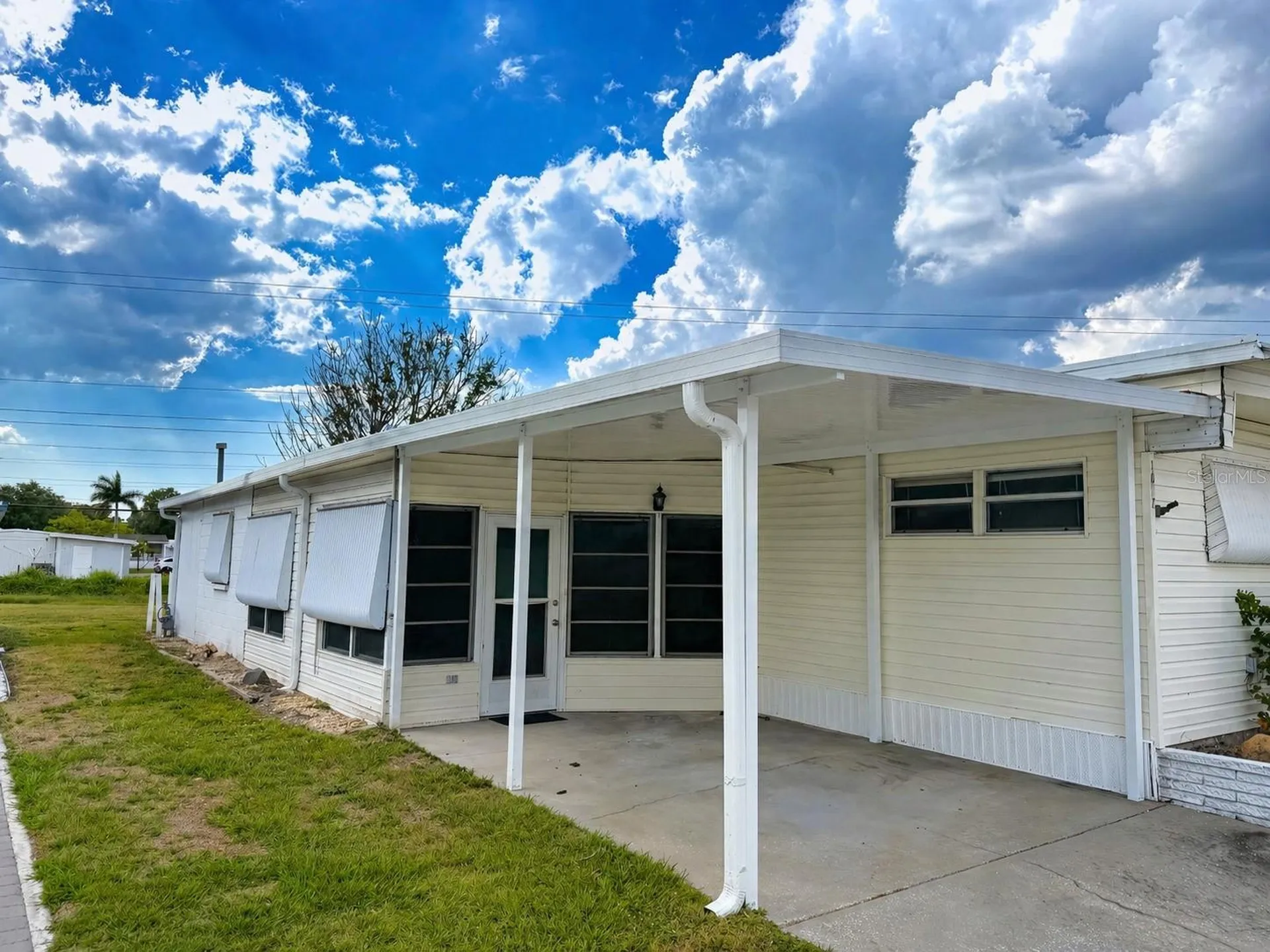 1647 Midlothian Street Sarasota FL 34234