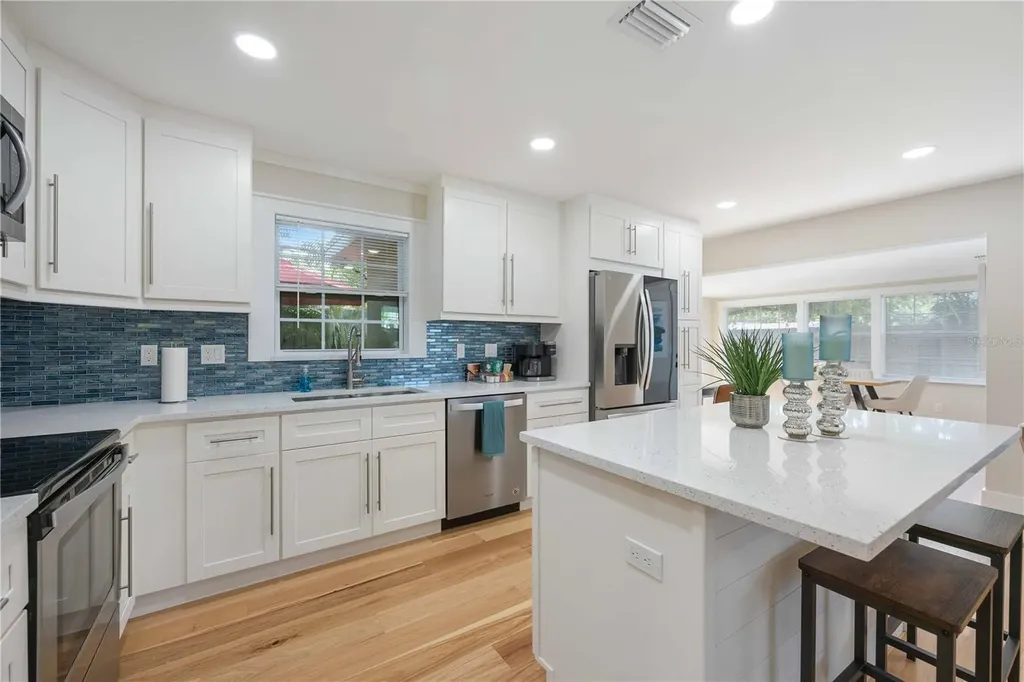 2205 Floyd Street Sarasota FL 34239