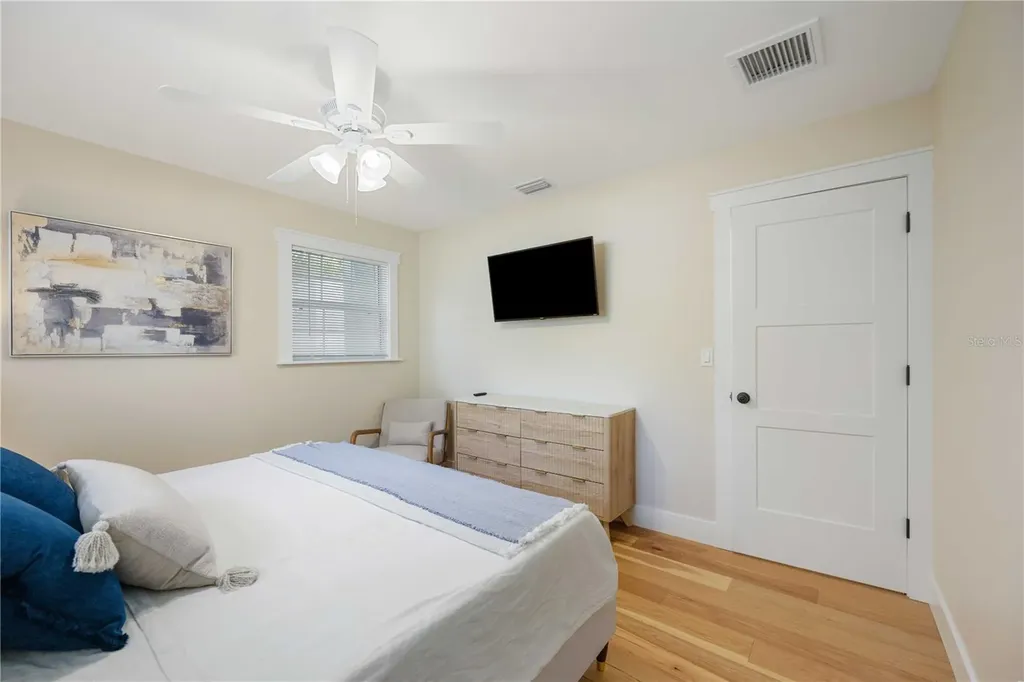2205 Floyd Street Sarasota FL 34239