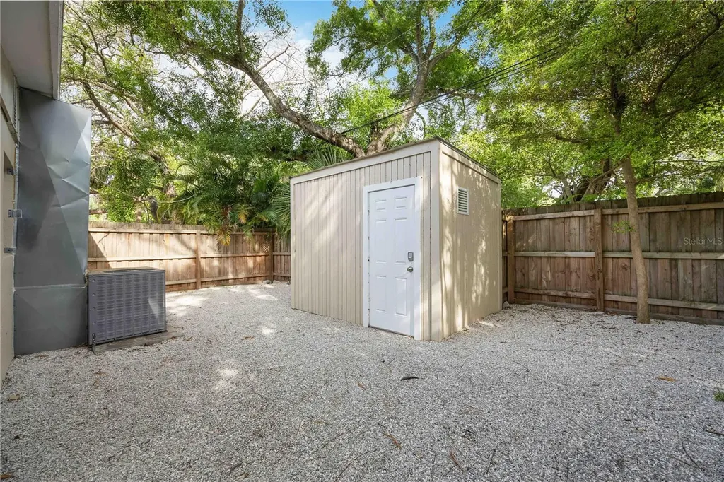 2205 Floyd Street Sarasota FL 34239