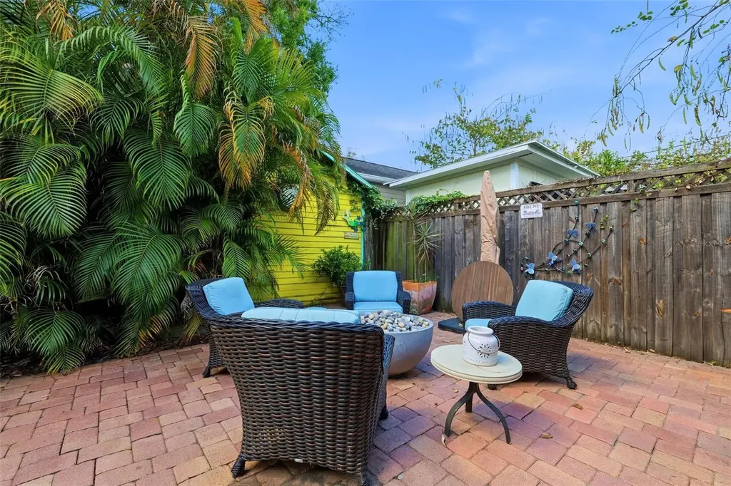 3318 W Palmira Avenue Tampa FL 33629