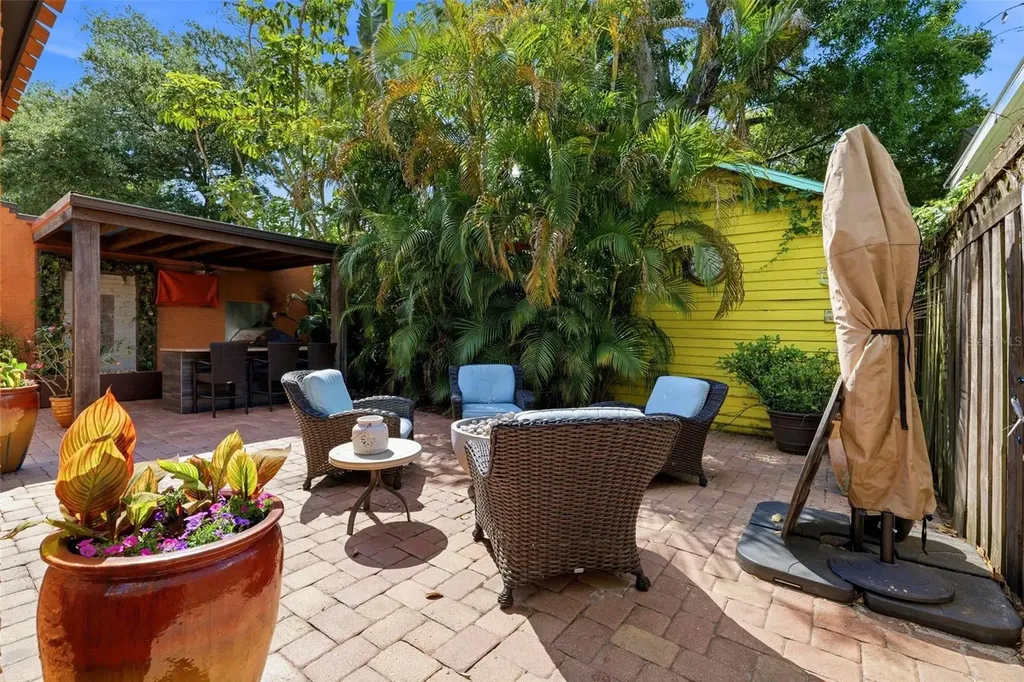 3318 W Palmira Avenue Tampa FL 33629