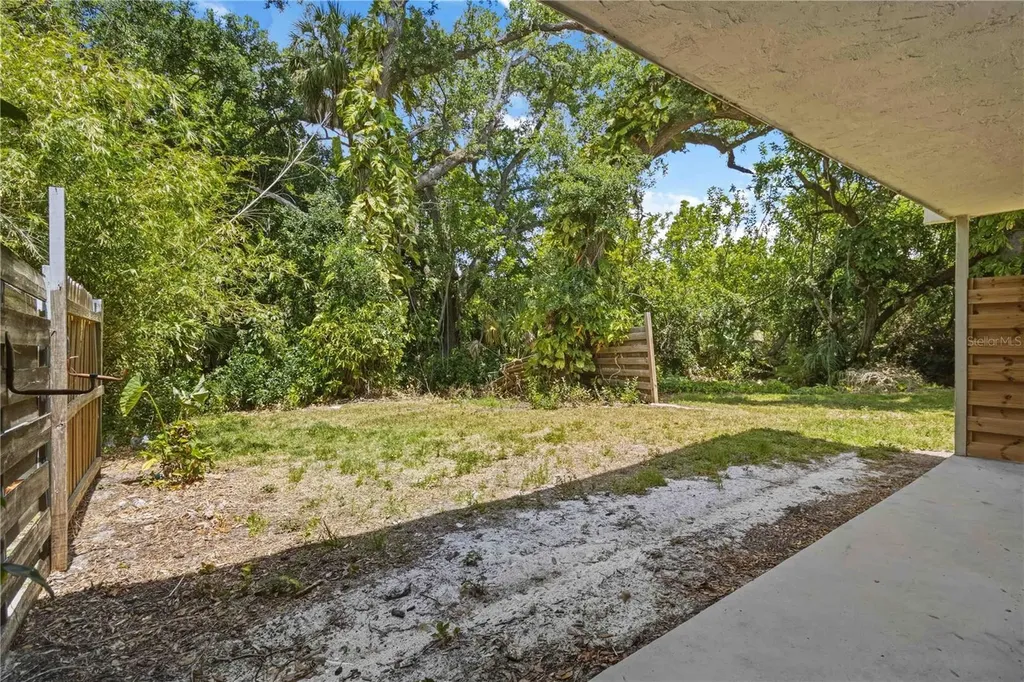 1125 Longfellow Way Sarasota FL 34243