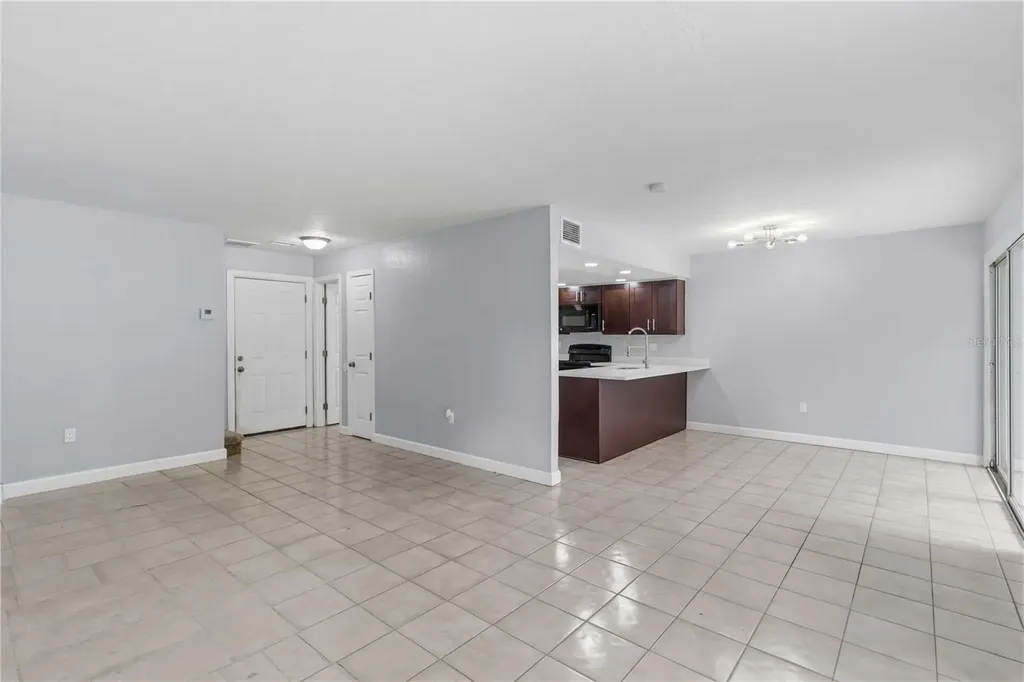 1125 Longfellow Way Sarasota FL 34243