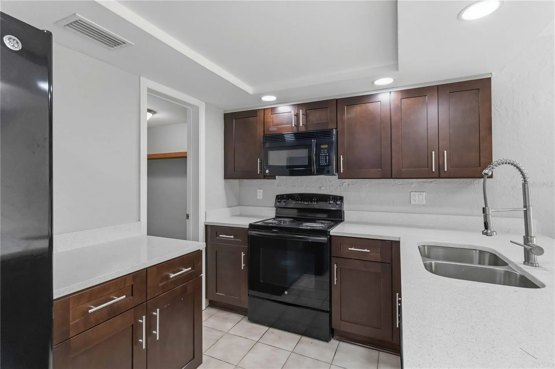1125 Longfellow Way Sarasota FL 34243