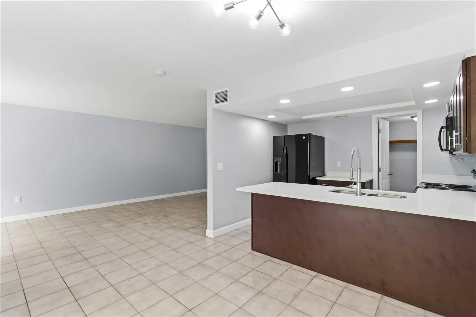 1125 Longfellow Way Sarasota FL 34243
