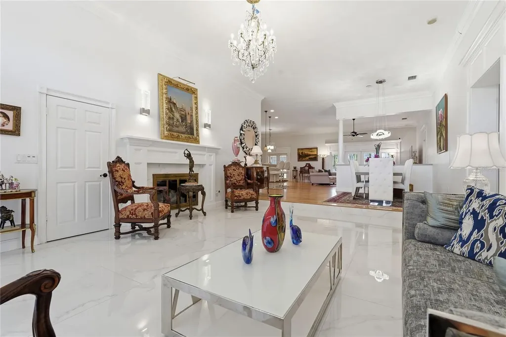 121 Harbor View Lane Belleair Bluffs FL 33770