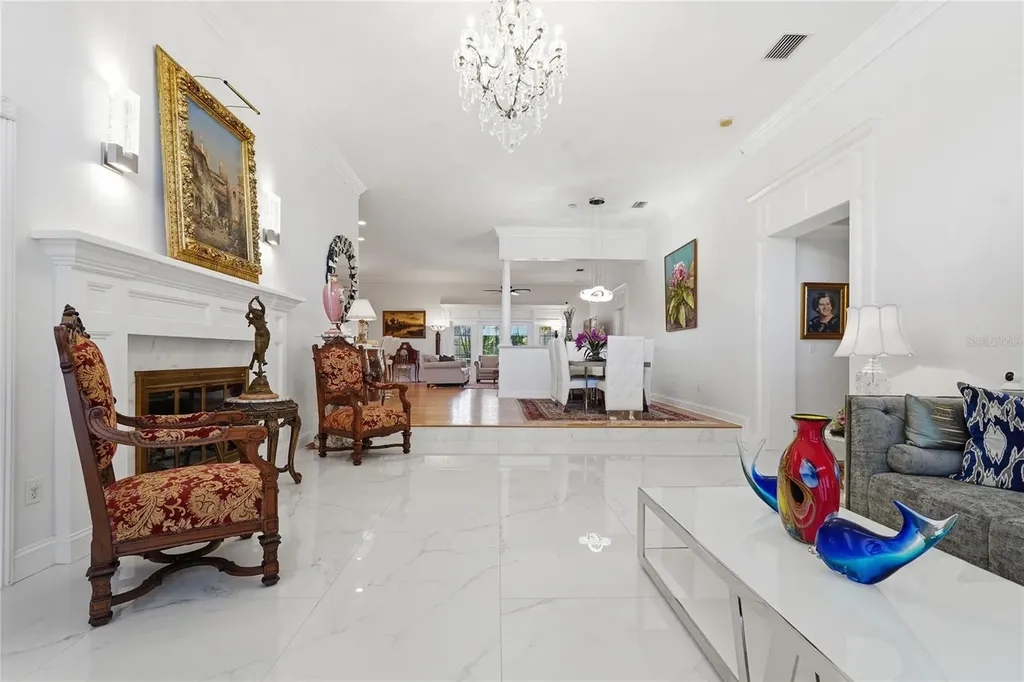 121 Harbor View Lane Belleair Bluffs FL 33770