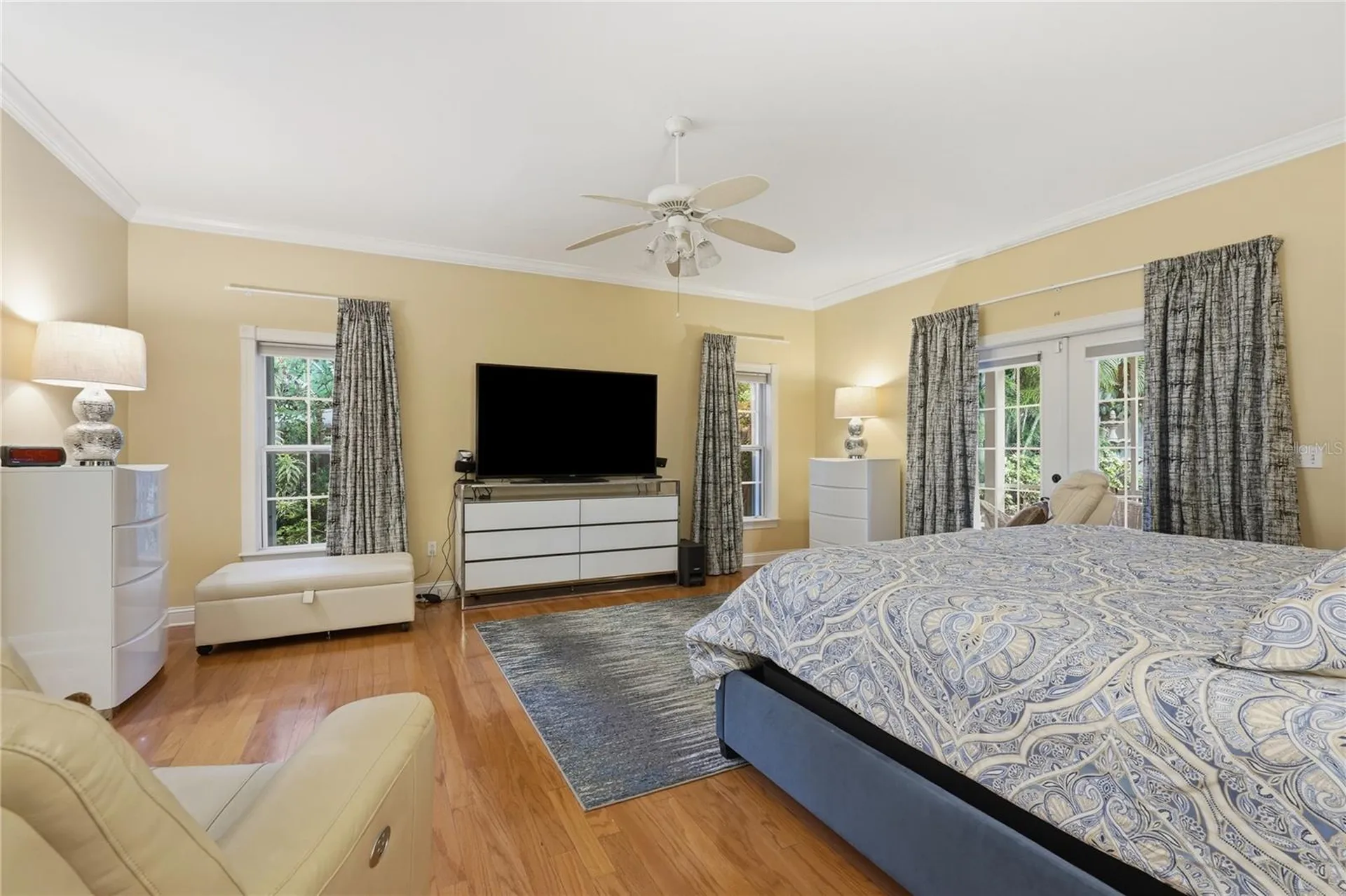 121 Harbor View Lane Belleair Bluffs FL 33770