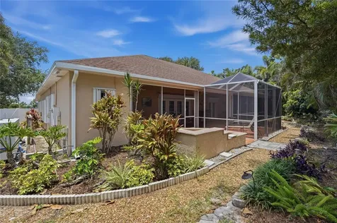 121 Harbor View Lane Belleair Bluffs FL 33770