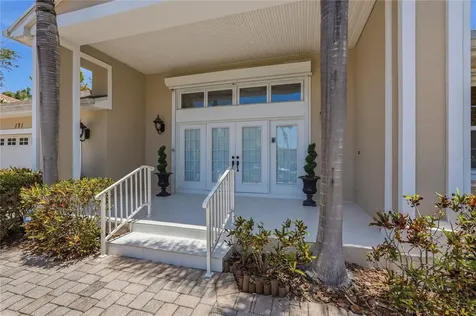 121 Harbor View Lane Belleair Bluffs FL 33770