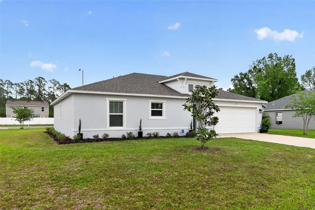 1 Service Tree Place Palm Coast FL 32164