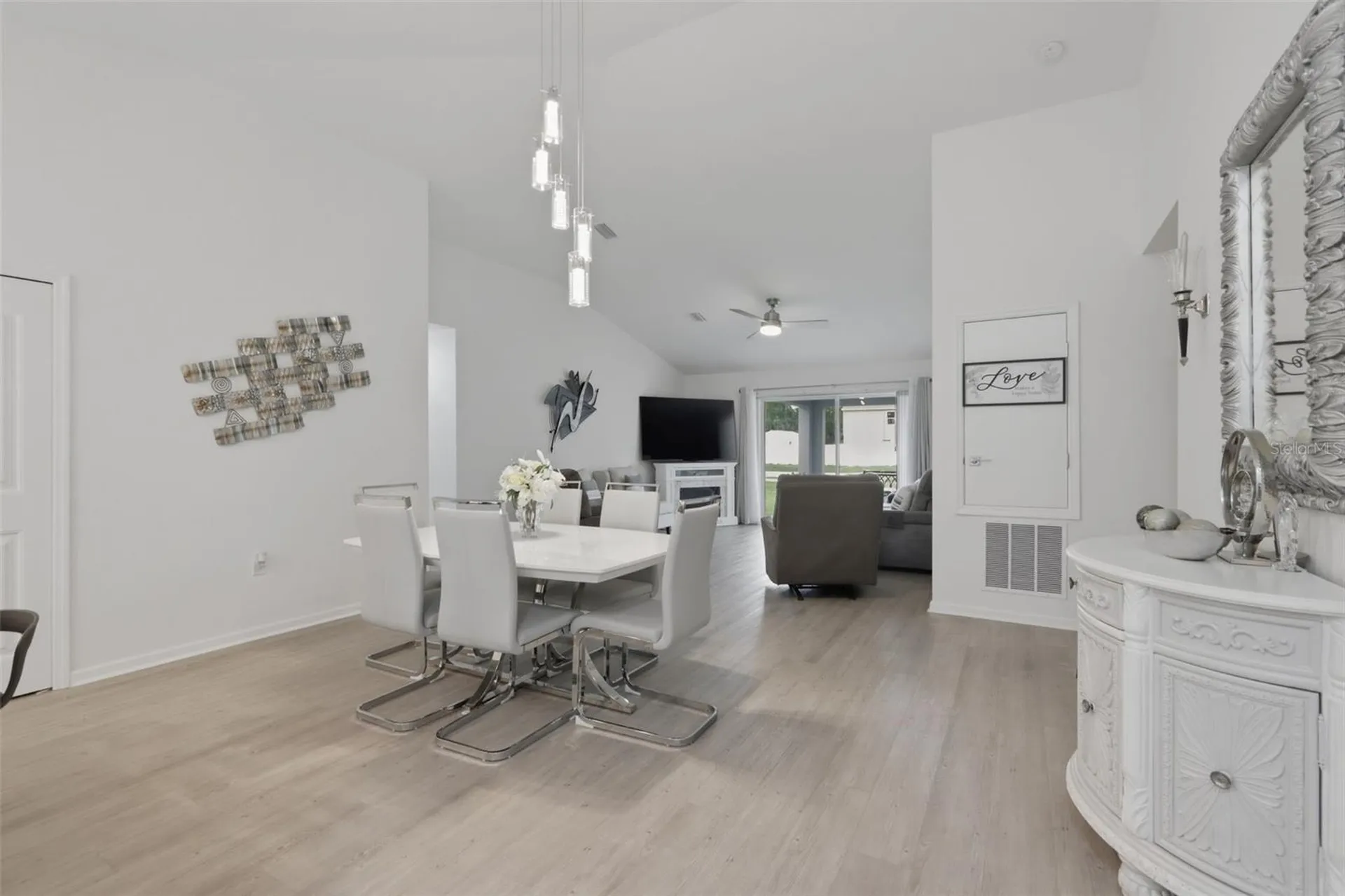 1 Service Tree Place Palm Coast FL 32164