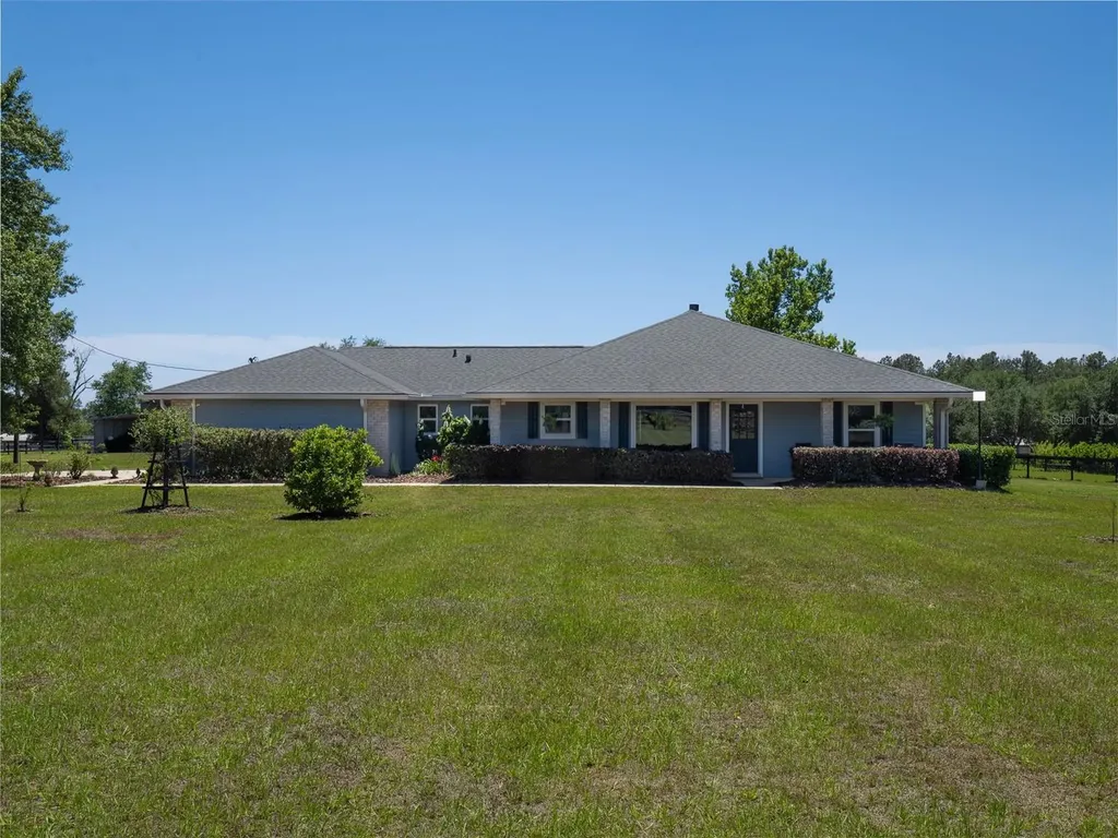 23053 NW 142nd Avenue High Springs FL 32643