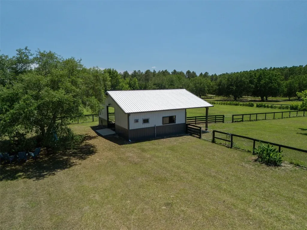 23053 NW 142nd Avenue High Springs FL 32643