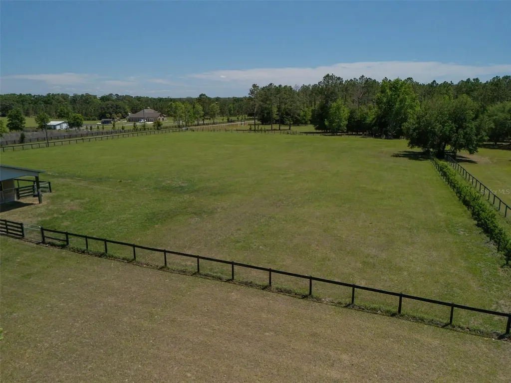 23053 NW 142nd Avenue High Springs FL 32643