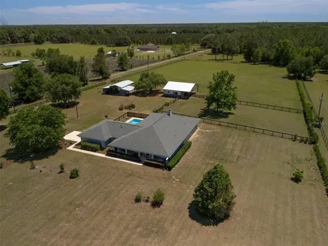 23053 NW 142nd Avenue High Springs FL 32643