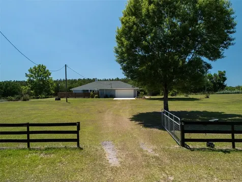 23053 NW 142nd Avenue High Springs FL 32643