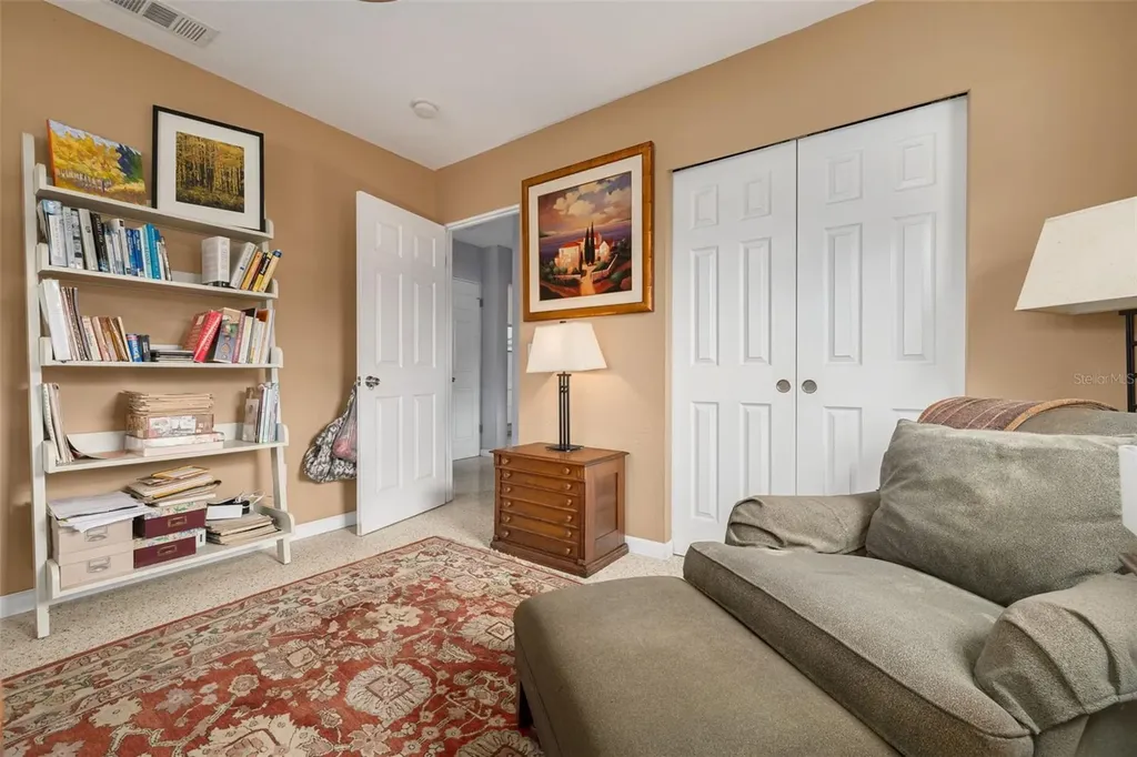 1099 52nd Street S Gulfport FL 33707