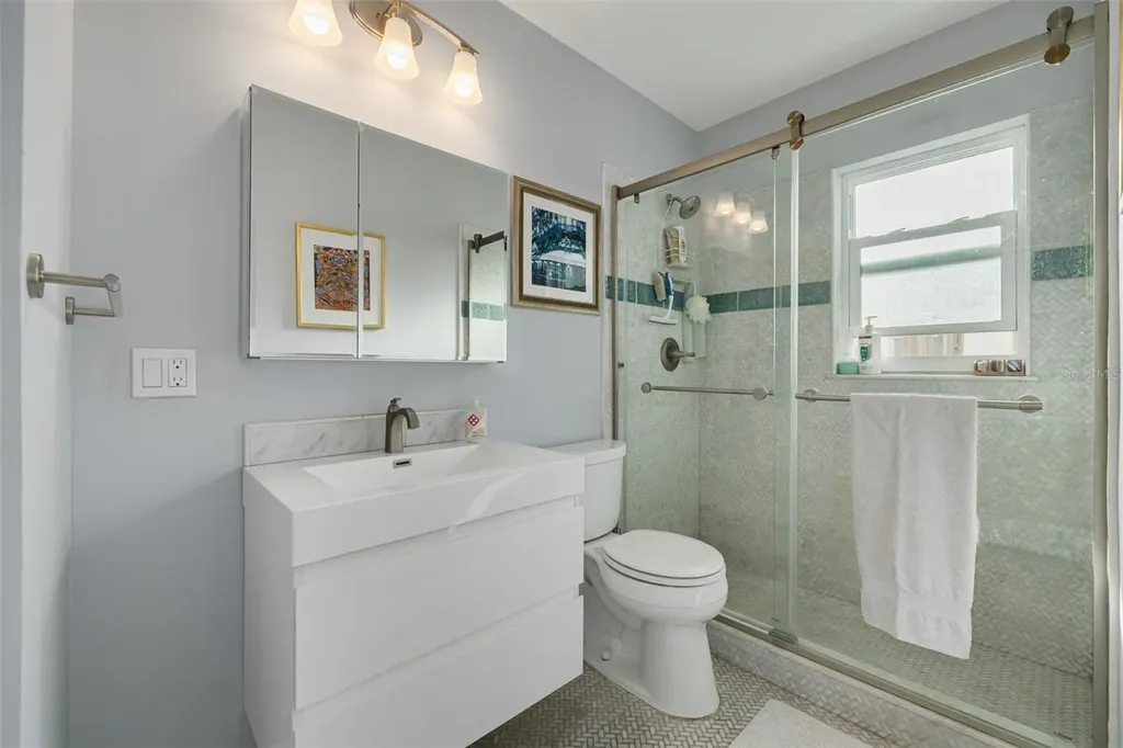 1099 52nd Street S Gulfport FL 33707