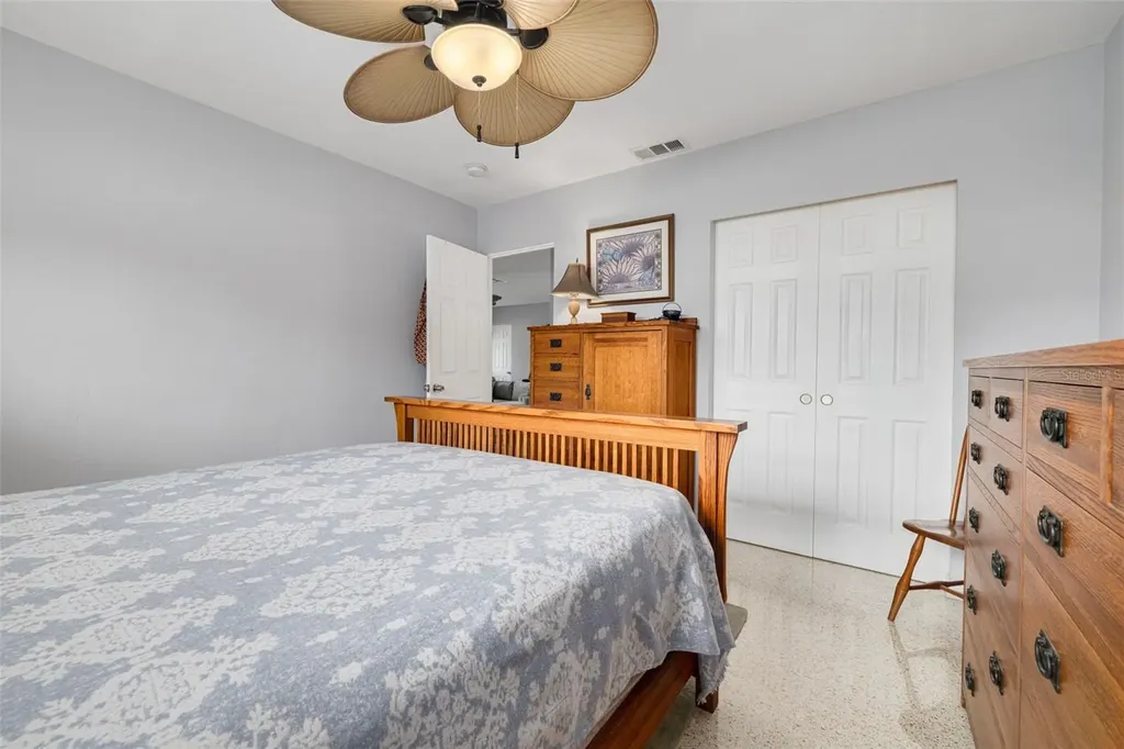 1099 52nd Street S Gulfport FL 33707