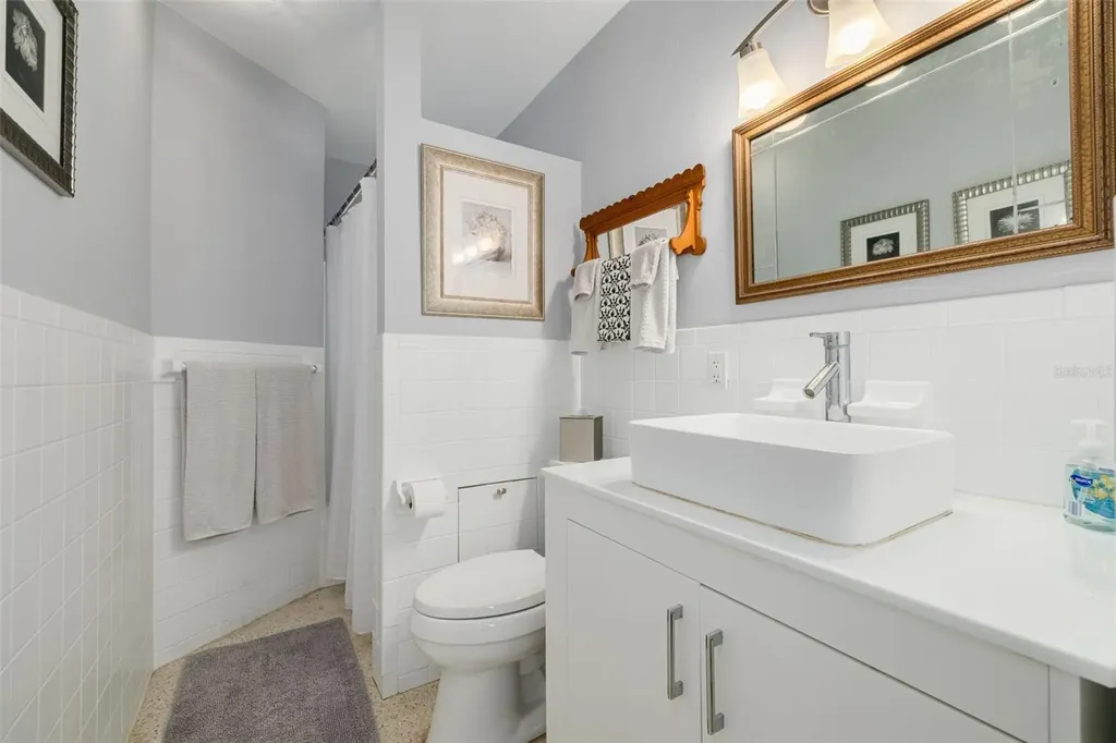 1099 52nd Street S Gulfport FL 33707